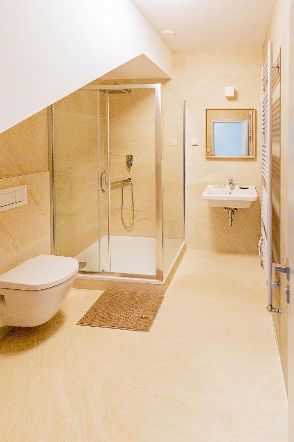 Exclusive Penzion Viva Residence Mladá Boleslav Eksteriør billede